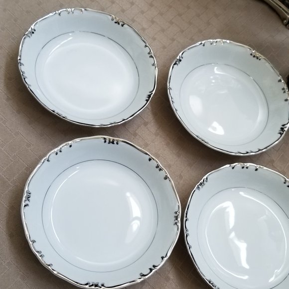 Gold China Baronet (Platinum Trim) 4 Fruit Bowls - Picture 2 of 4